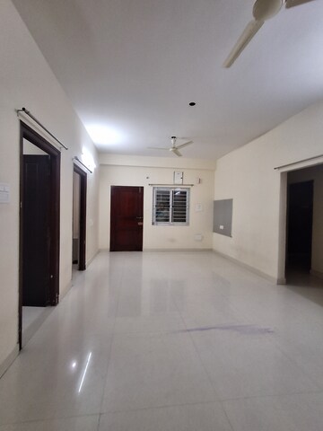 Living Room in 3 BHK Apartment at Kondapur – for Rent
