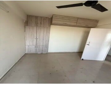 Room in 2 BHK Apartment at Sector 102 – for Rent