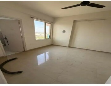 Room in 2 BHK Apartment at Sector 102 – for Rent