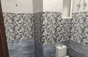 Bathroom in 3 BHK Independent House at Sultanpur Road – for Rent