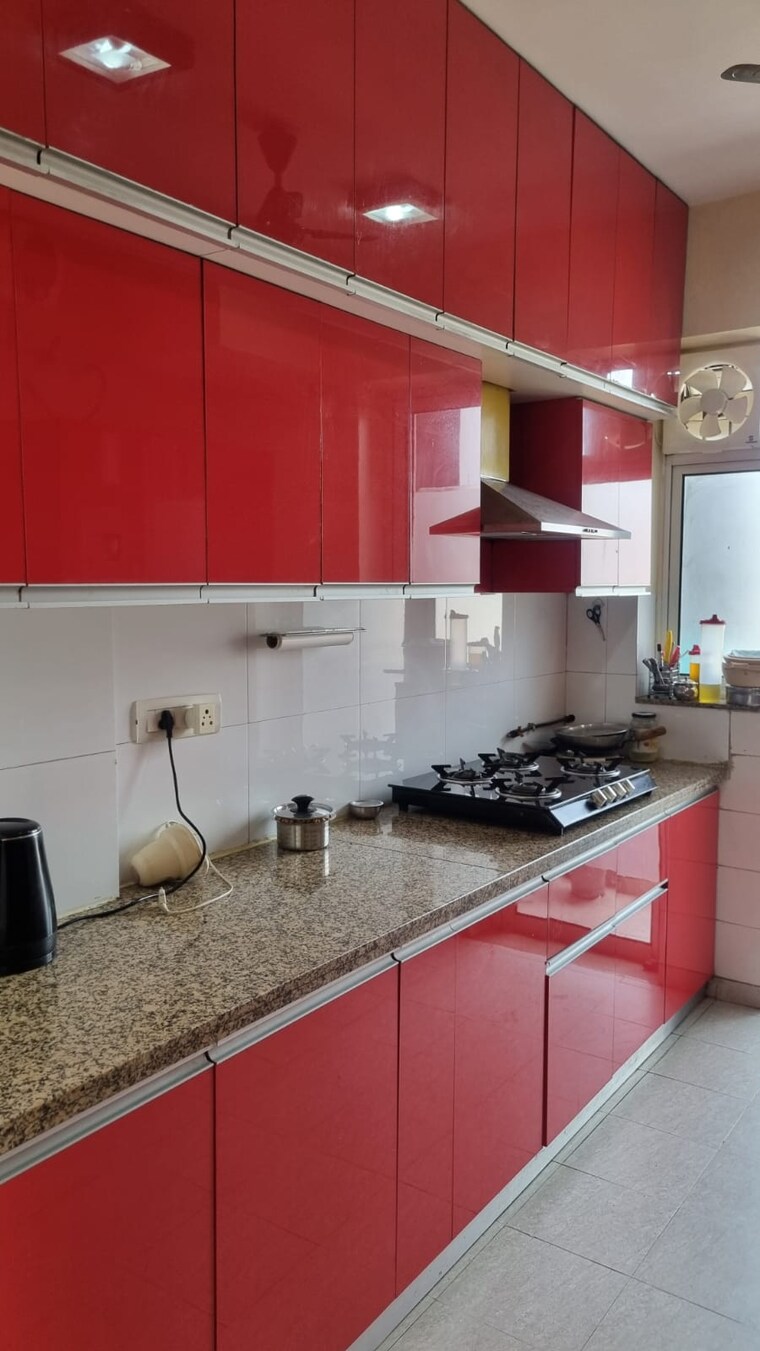 Kitchen, dlf-new-town-heights-i 3.5 Bedroom 1930 Sq.Ft. Apartment In Sector 90 Gurgaon 9314479