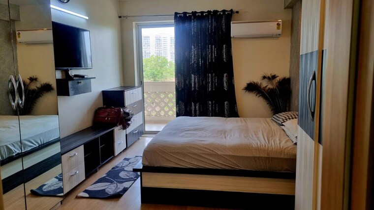 Bedroom, dlf-new-town-heights-i 3.5 Bedroom 1930 Sq.Ft. Apartment In Sector 90 Gurgaon 9314479