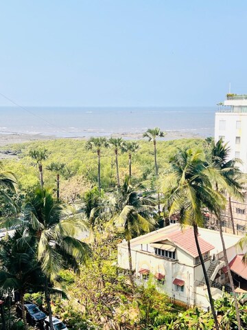 3 BHK Apartment – Exterior View View at Bandra West - for Rent