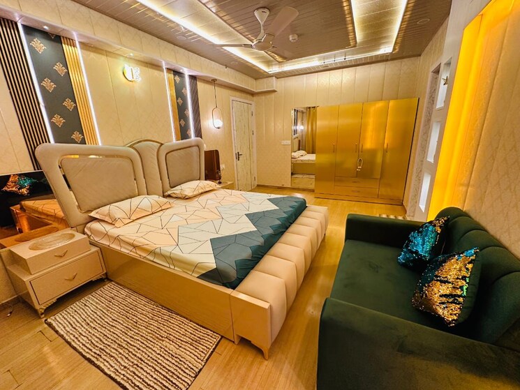 Master Bedroom, dlf-new-town-heights-i 3.5 Bedroom 1930 Sq.Ft. Apartment In Sector 90 Gurgaon 9314505