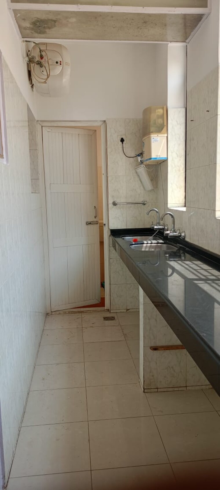 Kitchen, prestige-white-meadows-villas 4 Bedroom 4111 Sq.Ft. Apartment In Whitefield Bangalore 9314567