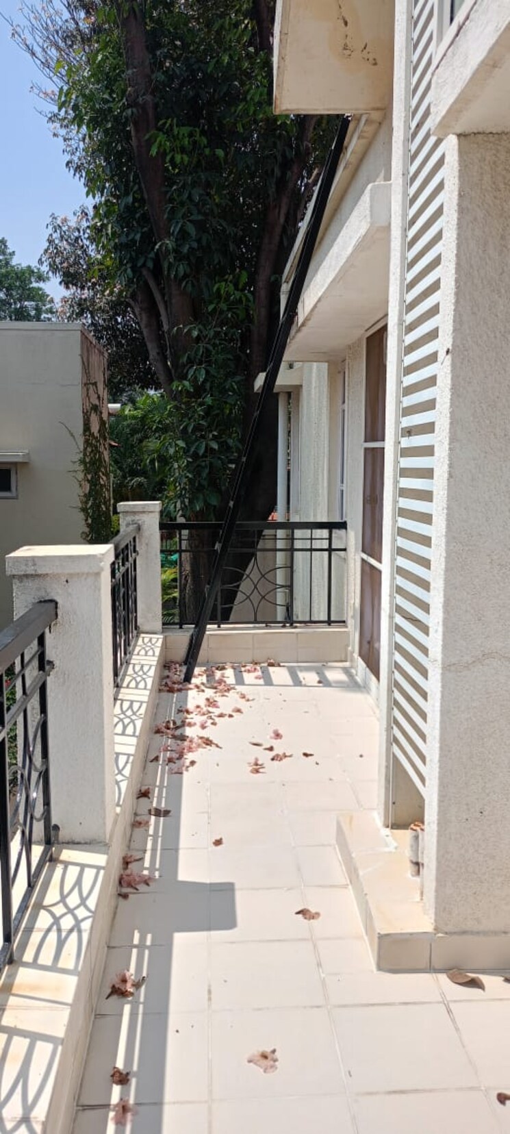 Balcony, prestige-white-meadows-villas 4 Bedroom 4111 Sq.Ft. Apartment In Whitefield Bangalore 9314567
