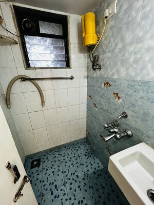 Bathroom in 1 BHK Apartment at Seawoods – for Rent
