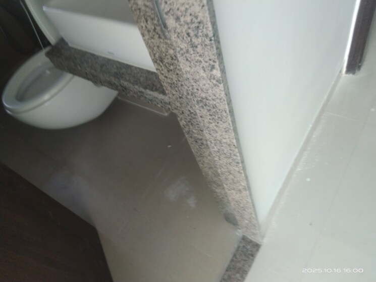 Bathroom, sunteck-city-avenue-4 2 Bedroom 644 Sq.Ft. Apartment In Goregaon West Mumbai 9314634