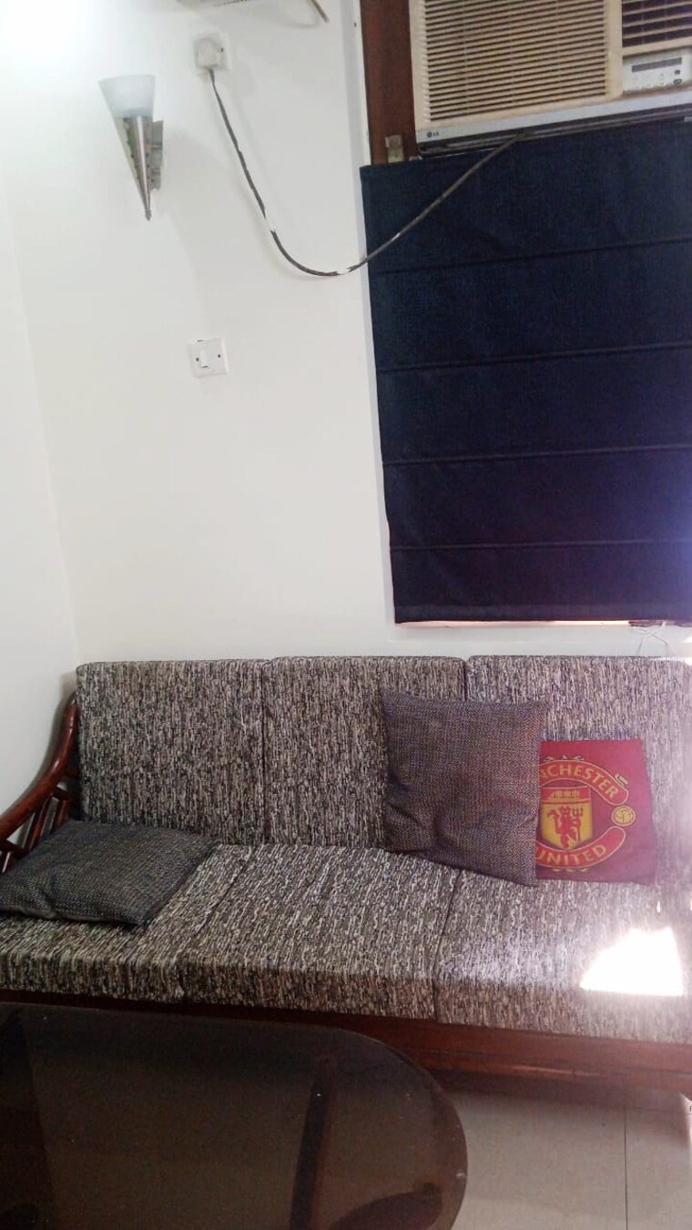 undefined, lajpat nagar 1 Bedroom 900 Sq.Ft. Builder Floor In Lajpat Nagar Delhi 9314693