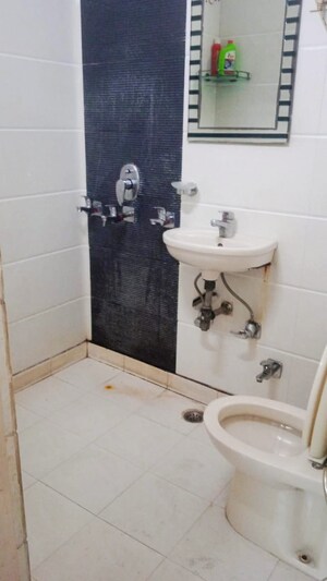Bathroom in 1 BHK Builder Floor at Lajpat Nagar – for Rent