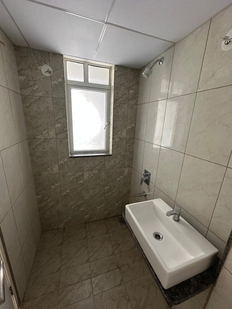 Bathroom, godrej-green-vistas 3 Bedroom 815 Sq.Ft. Apartment In Mahalunge Pune 9314680