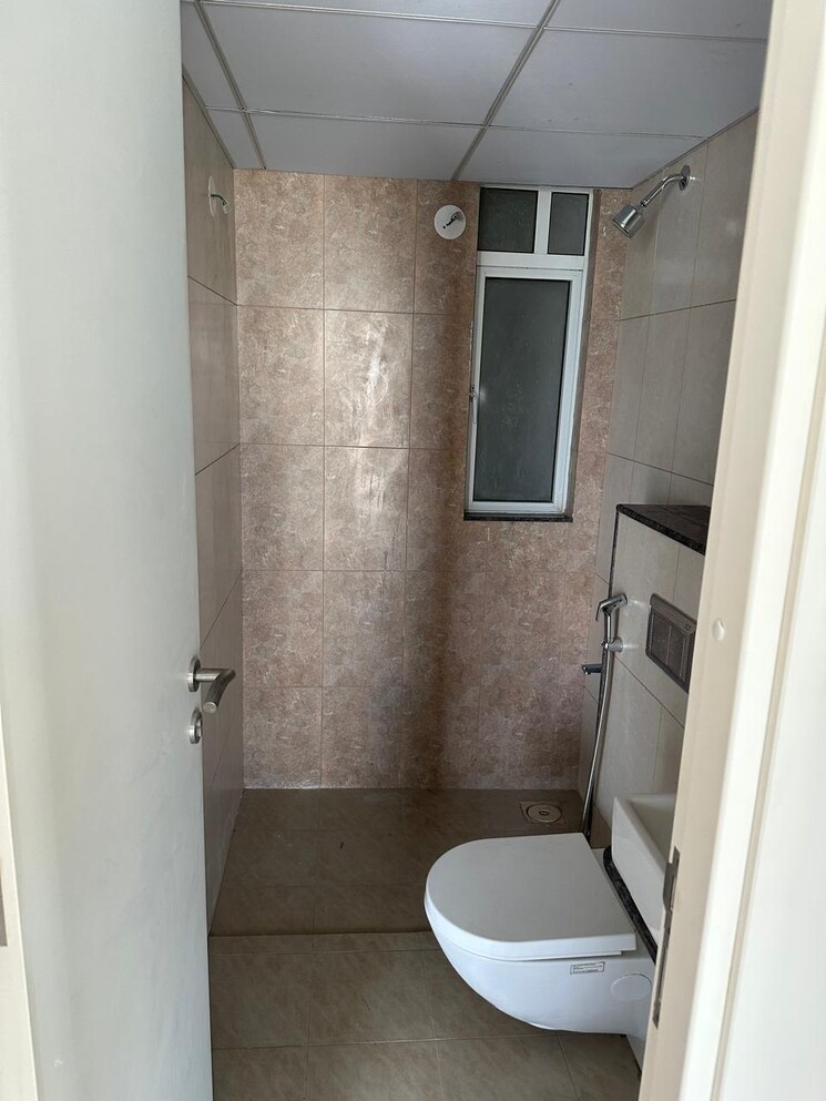 Bathroom, godrej-green-vistas 3 Bedroom 815 Sq.Ft. Apartment In Mahalunge Pune 9314680