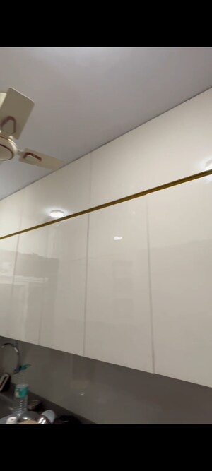 Furnished Amenities in 1 BHK Apartment at SIPL Sarit, Andheri East – for Sale