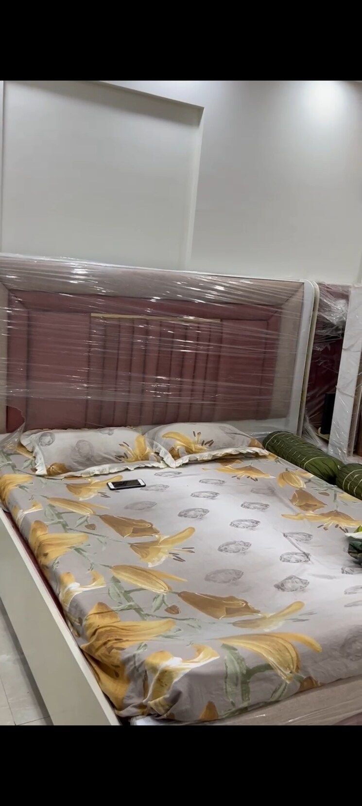 Bedroom, sipl-sarit 1 Bedroom 410 Sq.Ft. Apartment In Andheri East Mumbai 9314891