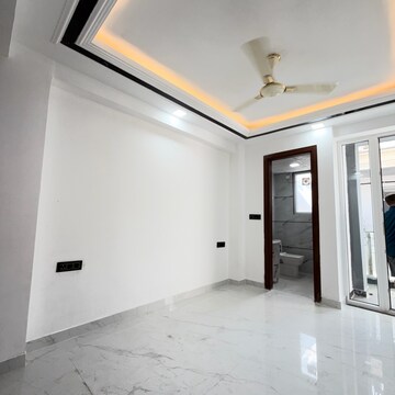 Building Lobby in 2 BHK Apartment at Palm Residency Chhatarpur, Rajpur Khurd Extension – for Rent