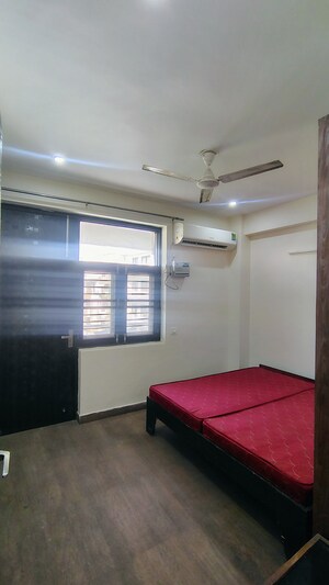 Kitchen in 3 BHK Builder Floor at M3M Atrium, Sector 57 – for Rent