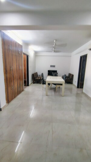 Room in 3 BHK Builder Floor at M3M Atrium, Sector 57 – for Rent