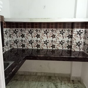 Kitchen in 1.5 BHK Builder Floor at Adchini – for Rent