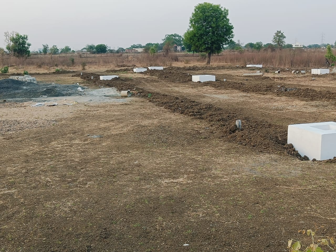Plot For Sale in Mohba Bazar