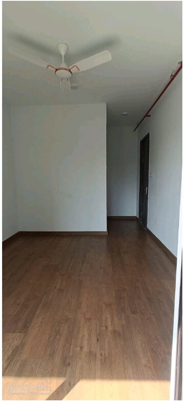 Room in 3 BHK Apartment at Risland The Icon, Dhokali – for Rent