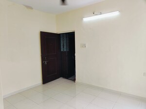Room in 1 BHK Apartment at Seawoods – for Sale