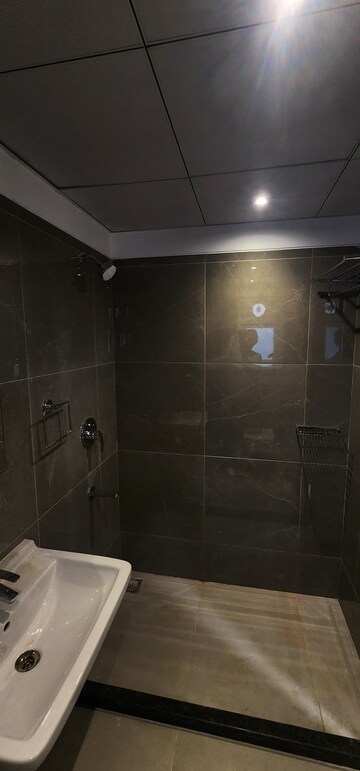 Bathroom in 3 BHK Apartment at Rajapushpa Provincia, Narsingi – for Rent