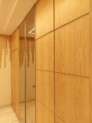 Furnished Amenities in 4 BHK Builder Floor at Malibu Shopping Arcade, Sector 47 – for Sale