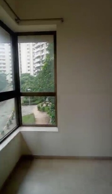 Room in 2 BHK Apartment at L&T Emerald Isle, Powai – for Rent