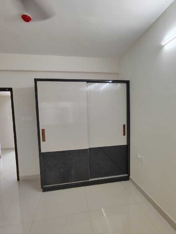 Room in 3 BHK Apartment at Rajapushpa Pristinia, Kokapet – for Rent