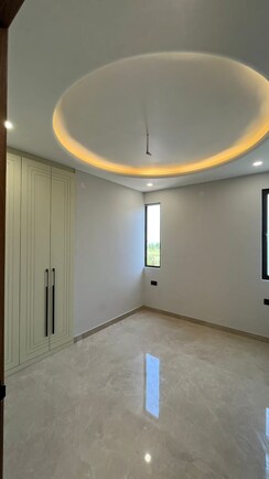 4 BHK Builder Floor For Sale in Unitech Escape
