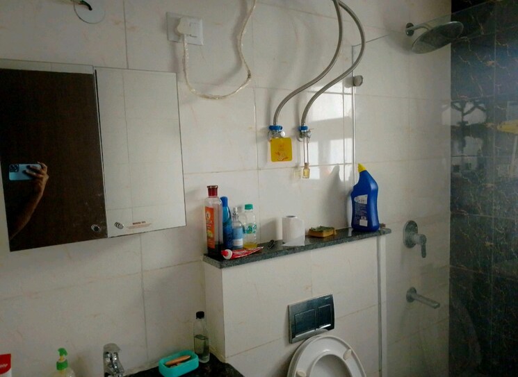 Bathroom, bptp-amstoria 3 Bedroom 2384 Sq.Ft. Apartment In Sector 102 Gurgaon 9315132