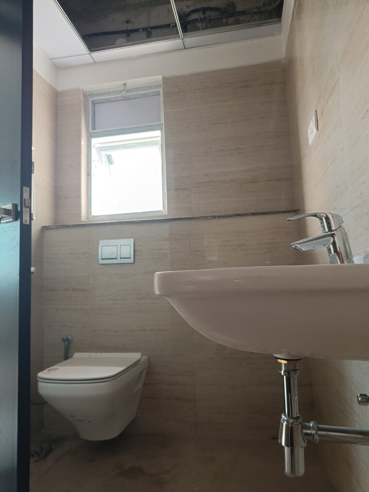 Bathroom, rajapushpa-provincia 2 Bedroom 1370 Sq.Ft. Apartment In Narsingi Hyderabad 9315130