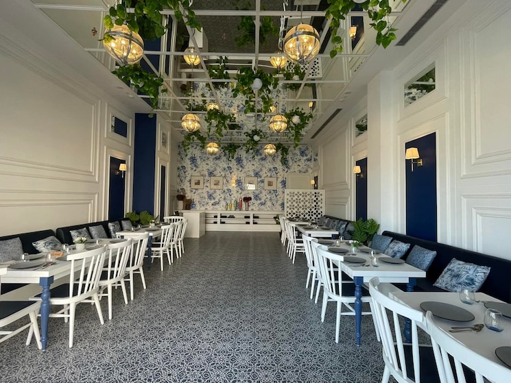 Balcony, bptp-amstoria 3 Bedroom 2384 Sq.Ft. Apartment In Sector 102 Gurgaon 9315136