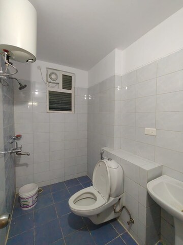 Bathroom in 5 BHK Villa at PWS 7 Hills, Narsingi – for Rent