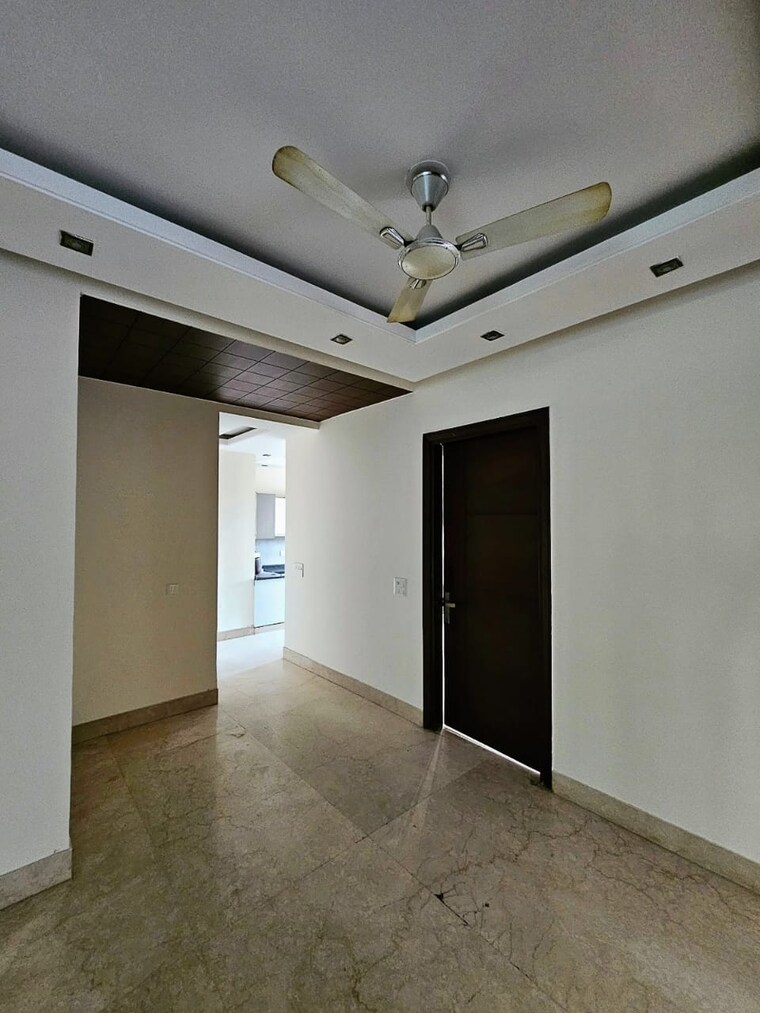 Room, dlf-city-phase-v 2 Bedroom 950 Sq.Ft. Apartment In Dlf Phase V Gurgaon 9315138