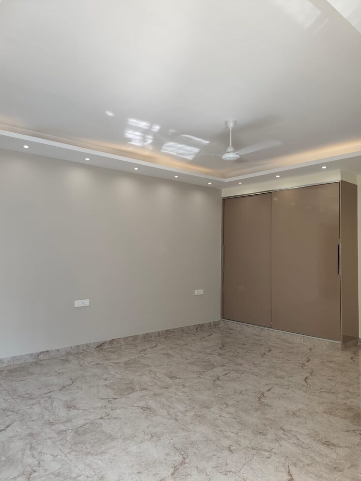 Room, craft-destination-43 3 Bedroom 215 Sq.Yd. Builder Floor In Sector 43 Gurgaon 9315146