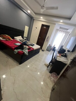 Living Room in 3 BHK Builder Floor at Uday Arden 45, Sector 45 – for Rent