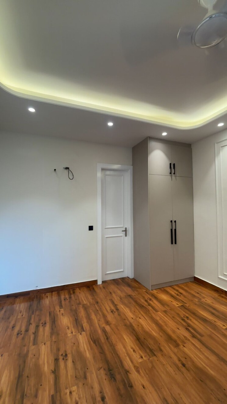 Room, ansal-api-versalia 4 Bedroom 2170 Sq.Ft. Builder Floor In Sector 67a Gurgaon 9315167