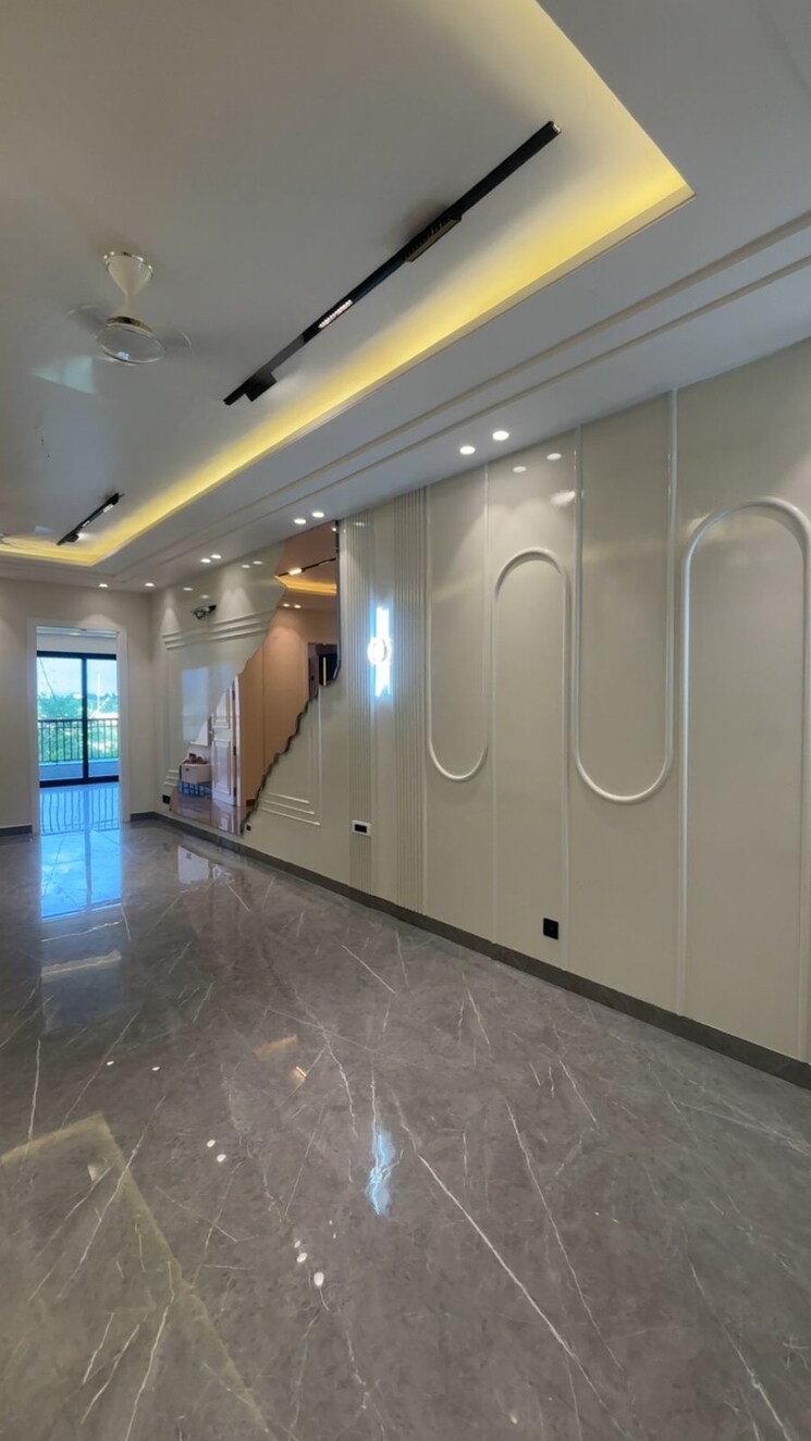 Kitchen, ansal-api-versalia 4 Bedroom 2170 Sq.Ft. Builder Floor In Sector 67a Gurgaon 9315167