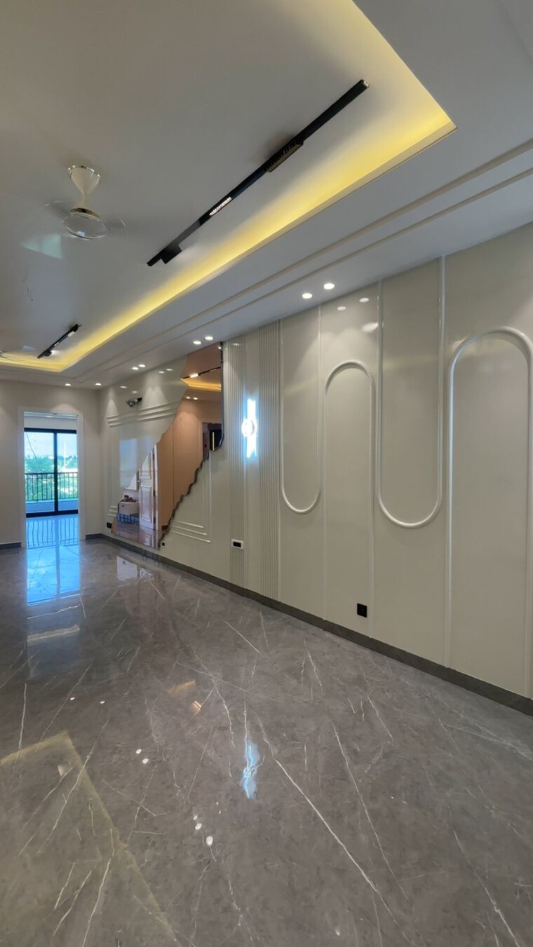 Kitchen, ansal-api-versalia 4 Bedroom 2170 Sq.Ft. Builder Floor In Sector 67a Gurgaon 9315167