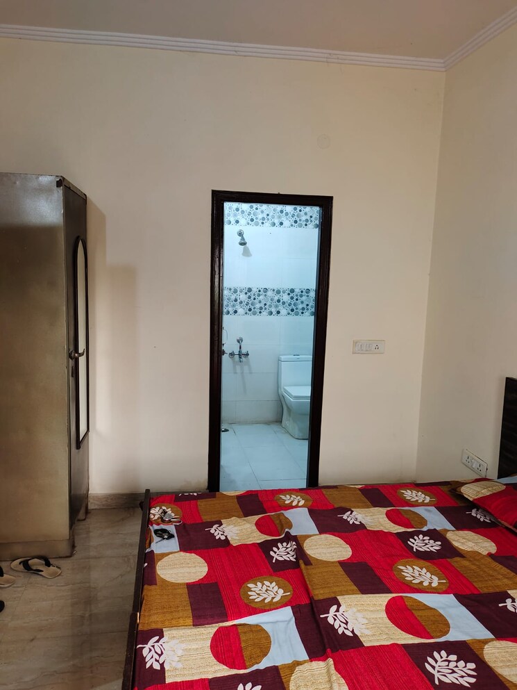 Bedroom, sushant lok i 3 Bedroom 1450 Sq.Ft. Apartment In Sushant Lok I Gurgaon 9315163