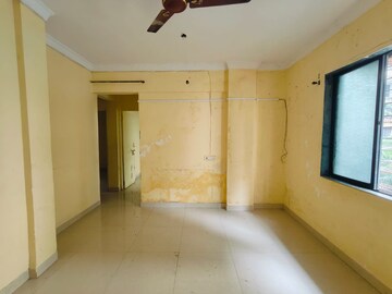 Room in 2 BHK Apartment at Seawoods – for Sale
