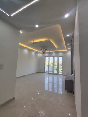 Room in 3 BHK Builder Floor at Malviya Nagar – for Sale