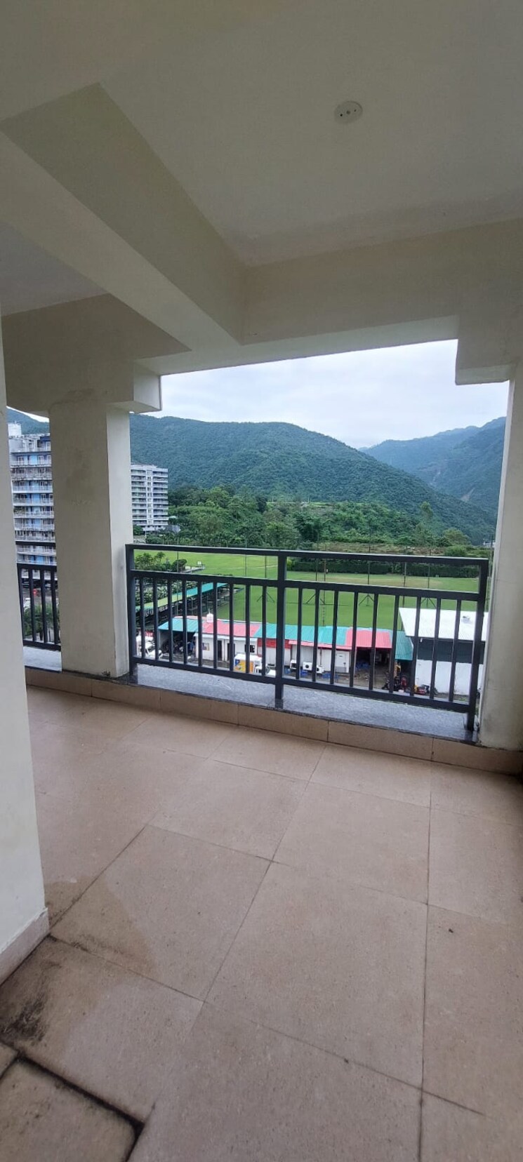 Other, sahastradhara road 3 Bedroom 2300 Sq.Ft. Apartment In Sahastradhara Road Dehradun 9315182