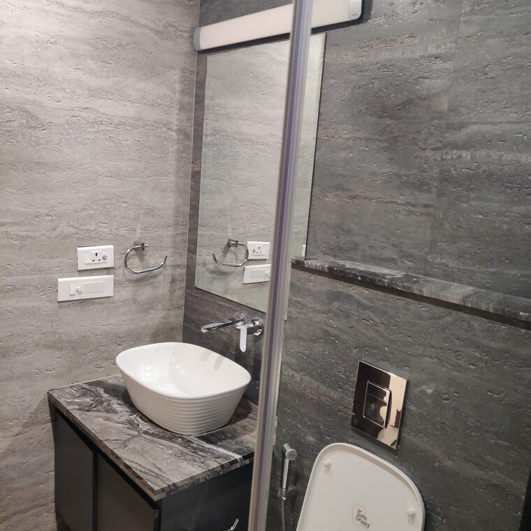 Bathroom, gulmohar park 3 Bedroom 200 Sq.Yd. Builder Floor In Gulmohar Park Delhi 9315180