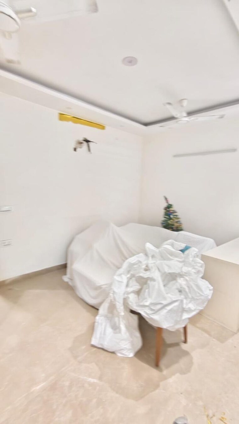 Bathroom, kalkaji 2 Bedroom 900 Sq.Ft. Builder Floor In Kalkaji Delhi 9315194