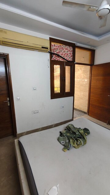 Room in 2 BHK Builder Floor at Kalkaji – for Rent