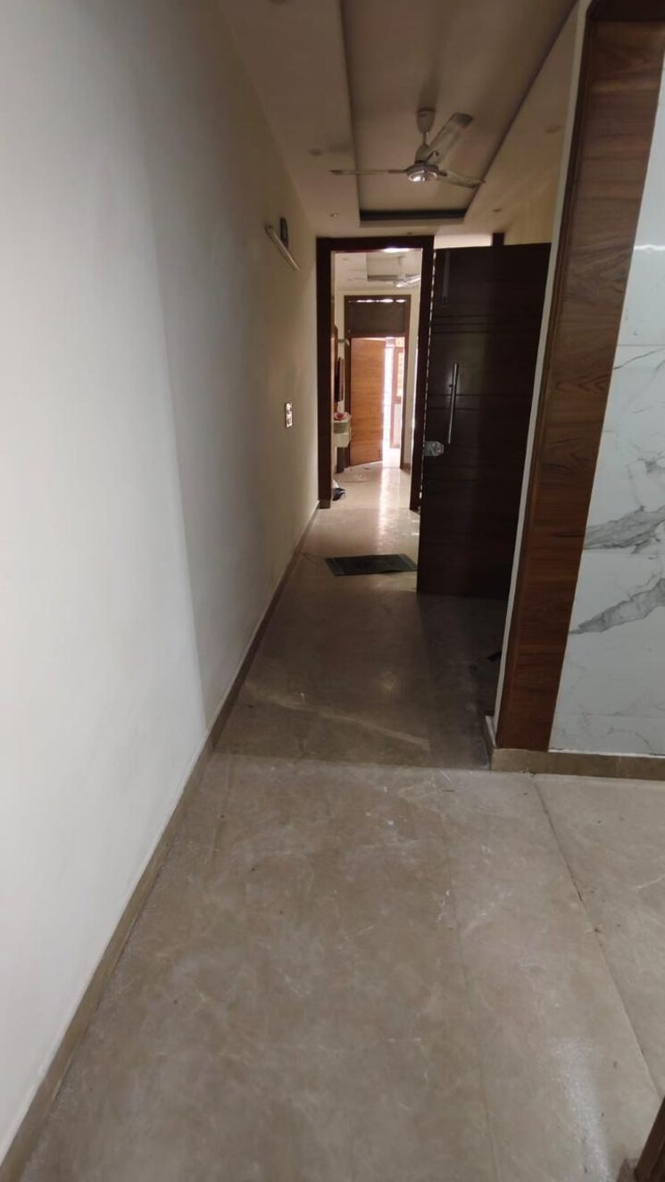 Entrance, kalkaji 2 Bedroom 900 Sq.Ft. Builder Floor In Kalkaji Delhi 9315194