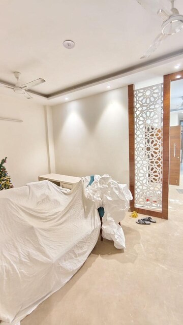 Bedroom in 2 BHK Builder Floor at Kalkaji – for Rent