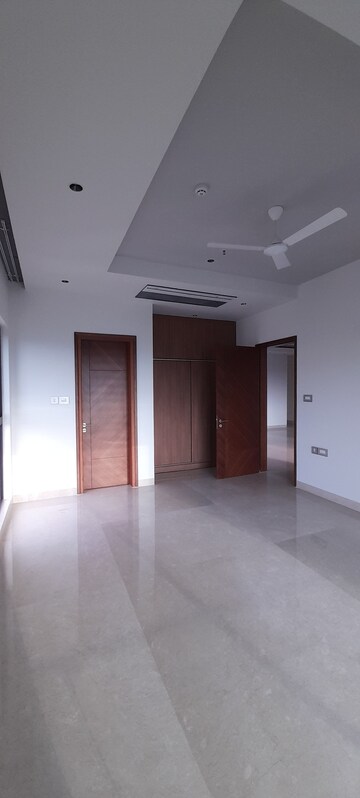 Furnished Amenities in 4 BHK Apartment at Aparna One, Shaikpet – for Rent